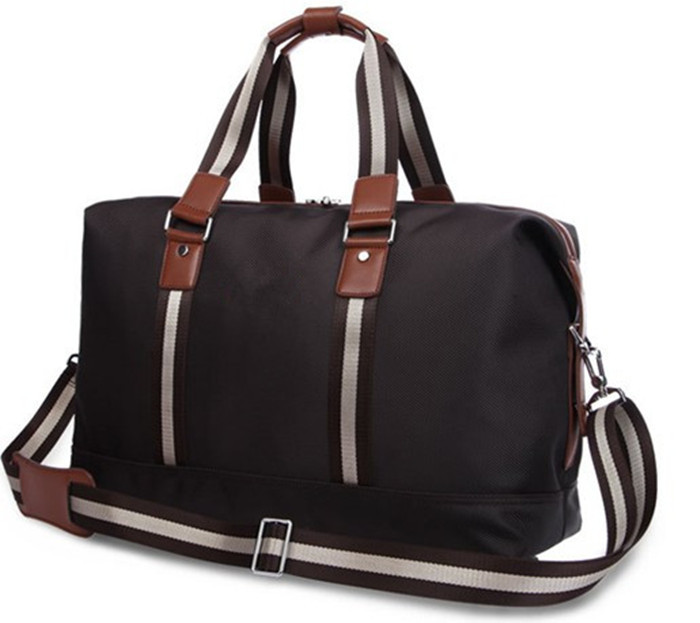 革ハンドルを持つ人のための個人化された贅沢な旅行ダッフル バッグ